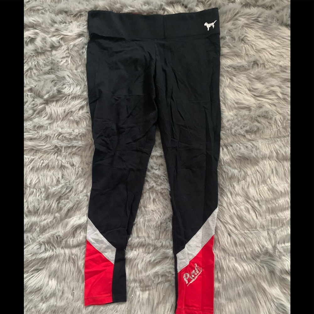 Yoga pants with sequin accents